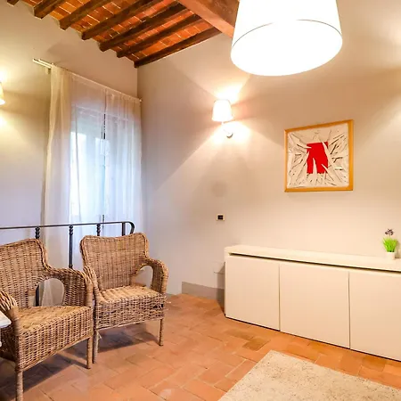 Tuscan Nest - In Appartement